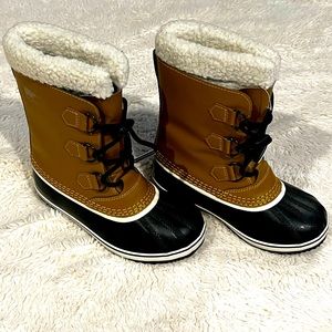 SOREL Boys Snow Boots ❄️ ⛄️